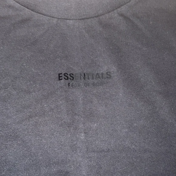 ESSENTIALS T-SHIRT - Picture 2 of 4
